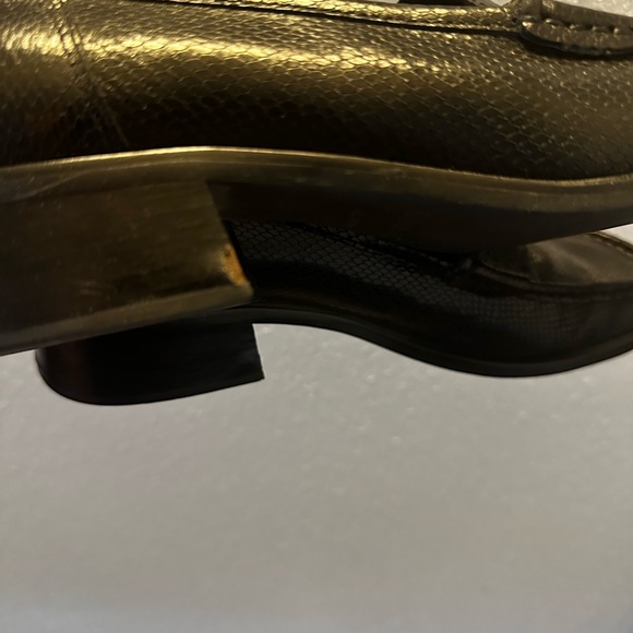 Etienne Aigner Black Textured Loafers - Picture 4 of 5